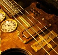 RevolveR-Steampunk-Bass-main-200×200