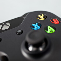 1369161831-xbox-one-13-200×200