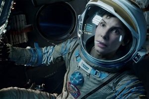 gravity-movie-review-sandra-bullock-suit-2