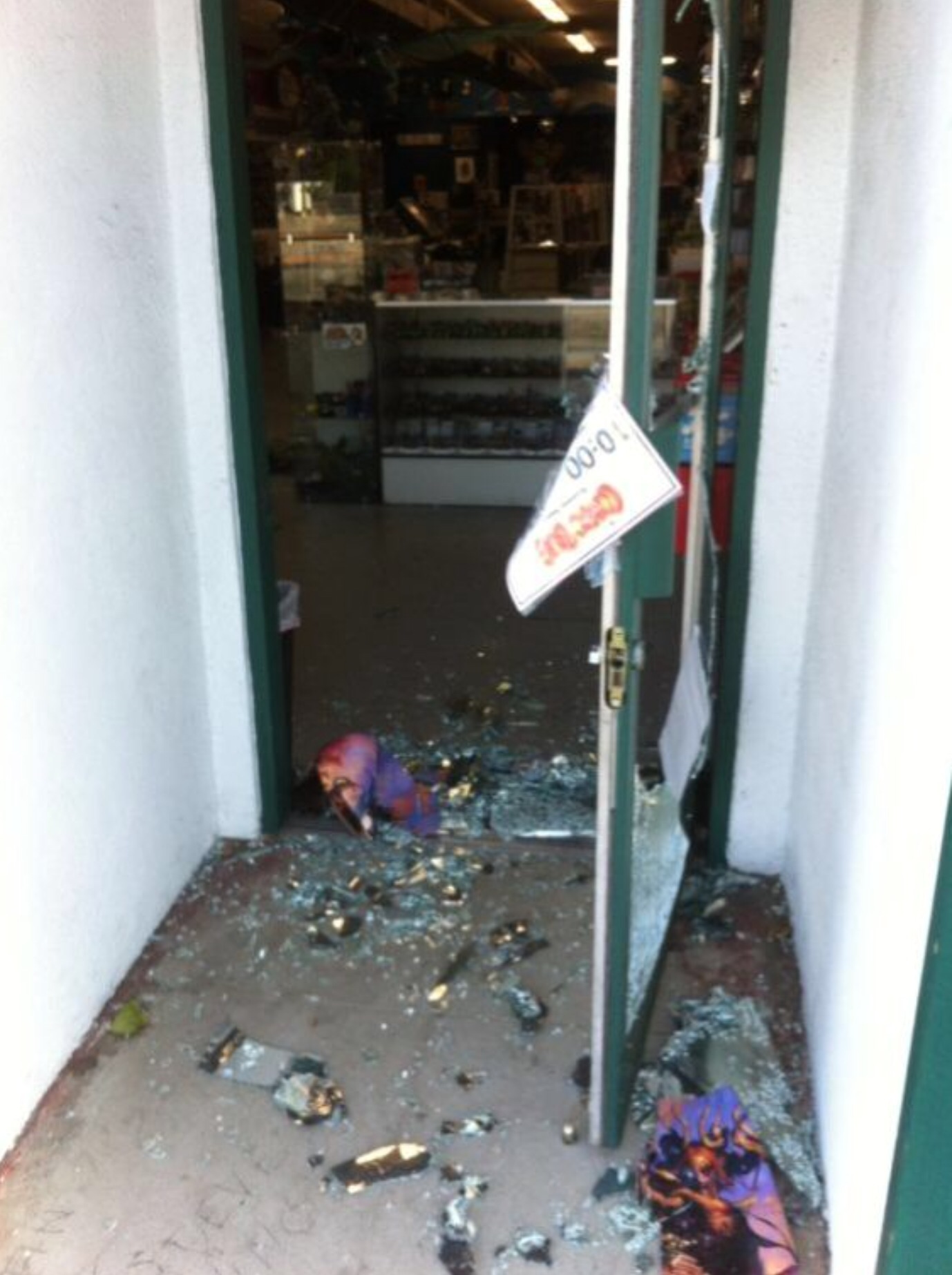 Creators and Fans Support Vandalised Comic Store.