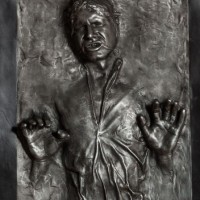 Han-Solo-in-Carbonite-Life-Size-Figure-Detail-200×200