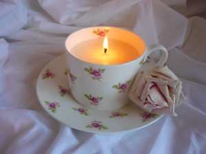 original_vintage-teacup-candles