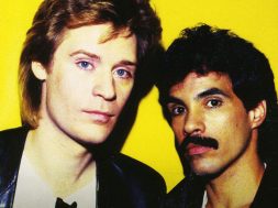 hall-and-oates-very-best-private-eyes