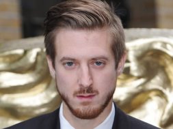 arthur-darvill-doctor-who-let-it-go-gi