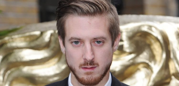 arthur-darvill-doctor-who-let-it-go-gi