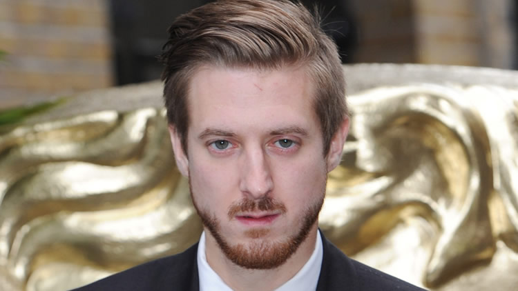 Arthur Darvill Joins Arrow/The Flash Spinoff As Rip Hunter