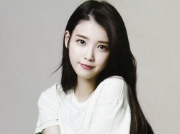 IU