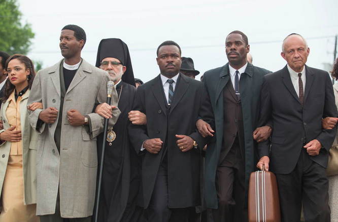 Yesflix/NoFlix: Selma Vs. Ray