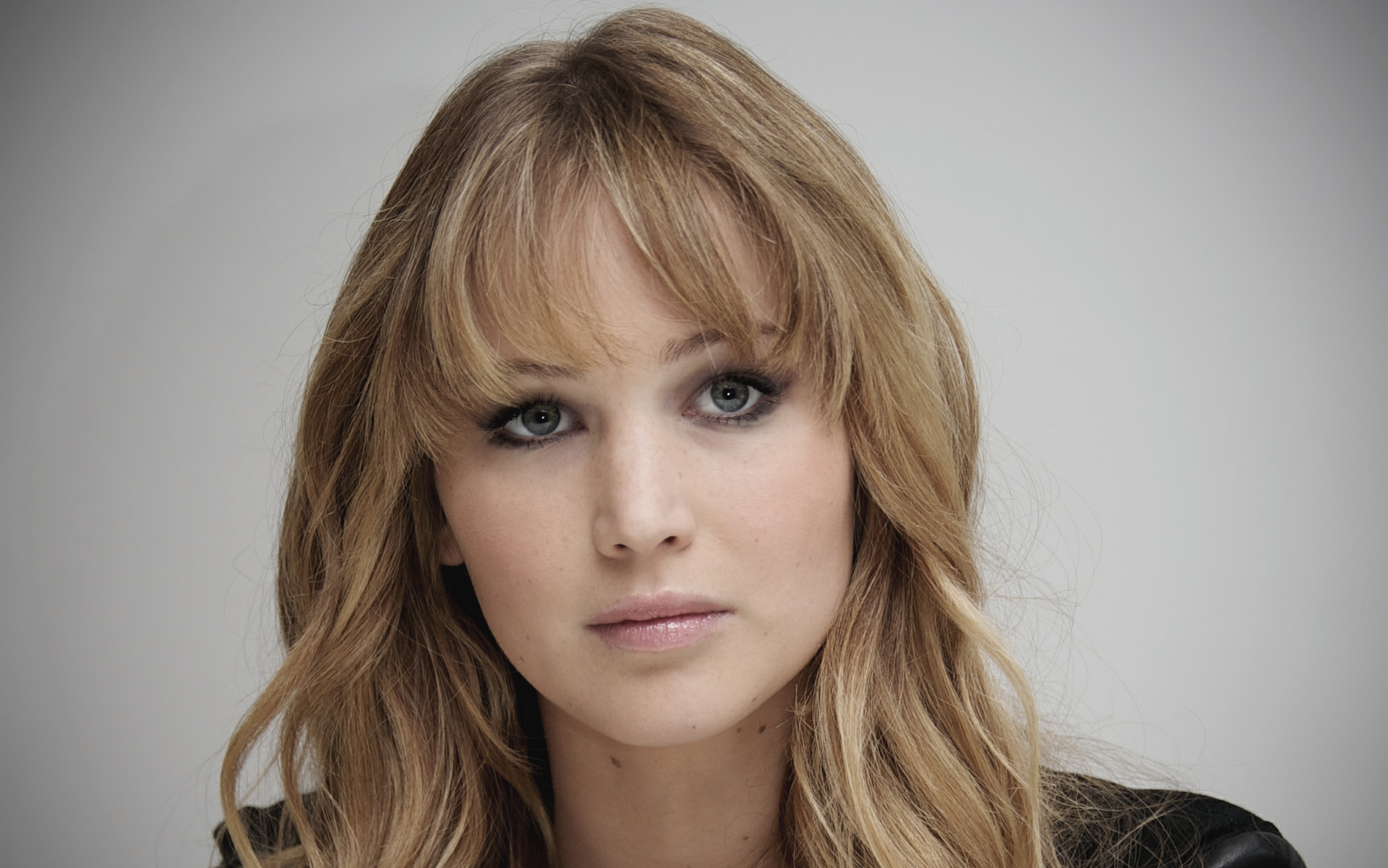 Jennifer Lawrence Attacks Hollywood Wage Gap In New Essay