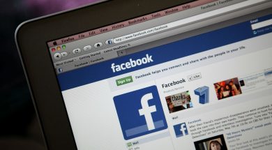 Facebook_news_feed_notizie_gestione_social_network