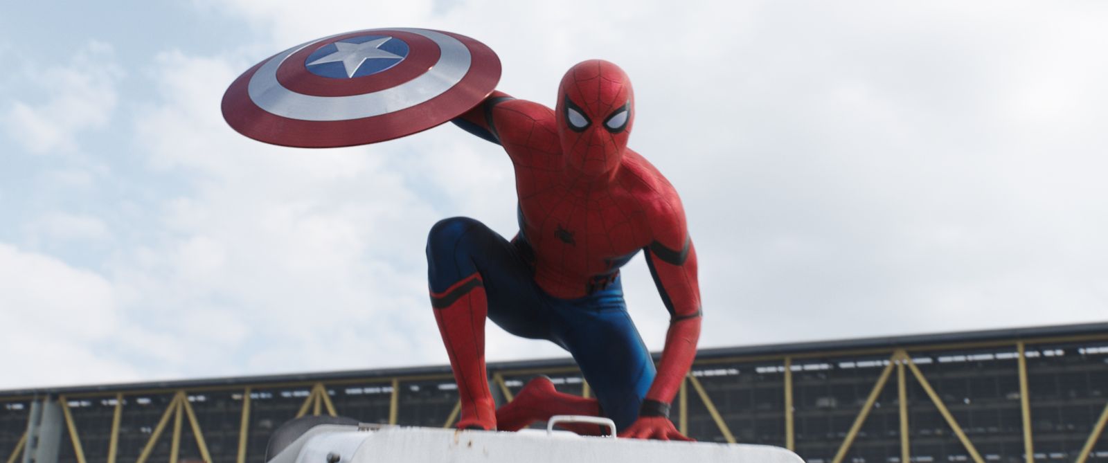 10 Favourite Fan Reactions To Civil War Spider-Man