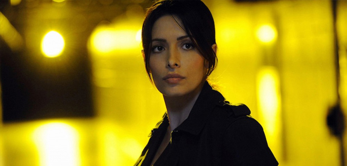 Sarah Shahi Cast As Adult Nancy Drew