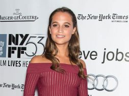 alicia-vikander-jobs-05oct15-01