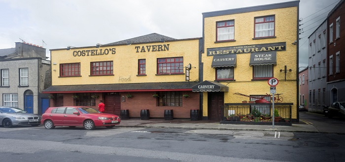 Costello's Tavern