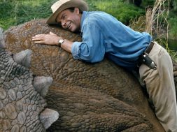 sam-neill-as-dr-alan-grant-in-jurassic-park