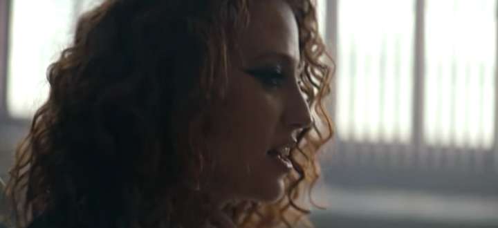 ‘Don’t Be So Hard On Yourself’ – Jess Glynne – Track Of The Day