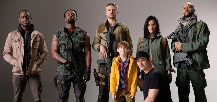 Shane Black Shows The Predator Cast