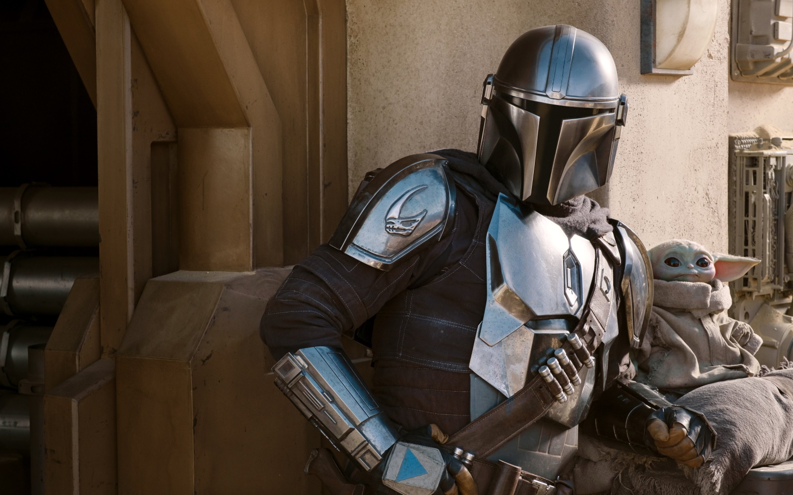 The Mandalorian Season 2 Trailer Drops, Along With New Promotional Photos & Info